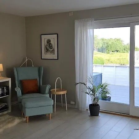 Spacious House For Ons * ستافانجر