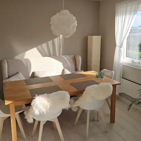 Spacious House For Ons *