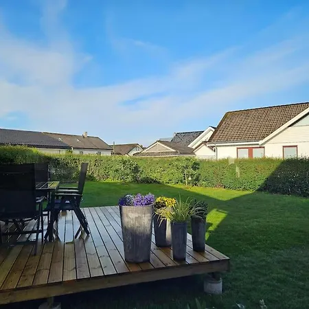 فيلة Spacious House For Ons